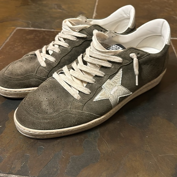 Goldengoose ‘BALLSTAR’ is green suede with metallic details size 42 - Picture 1 of 14